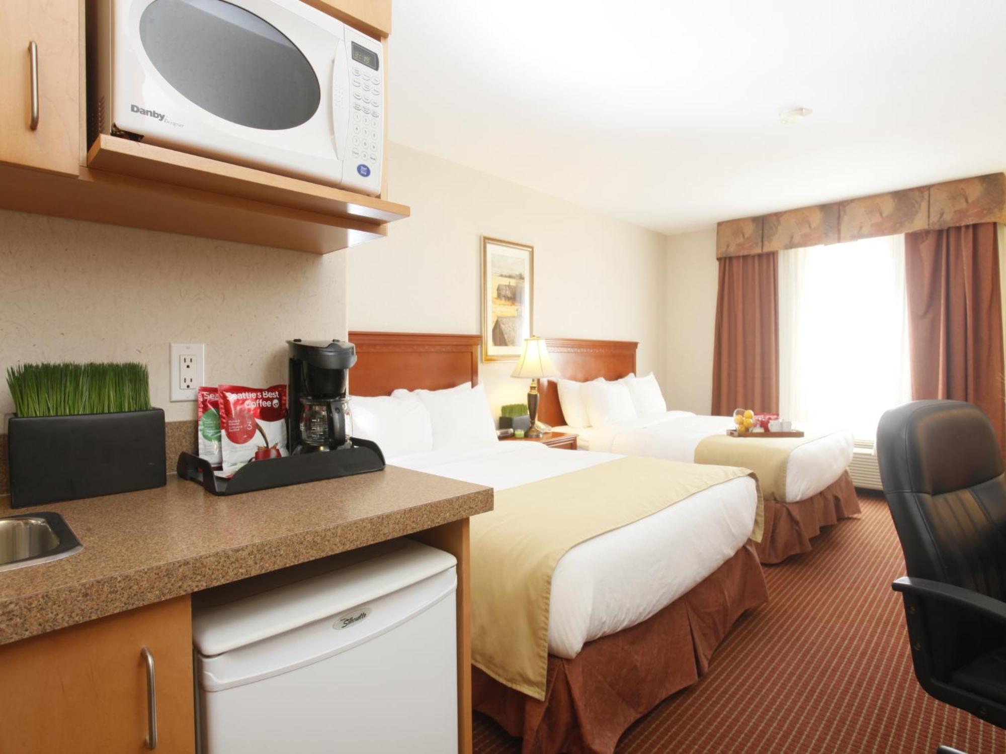 Queen Room with Two Queen Beds,79995348:JPEG