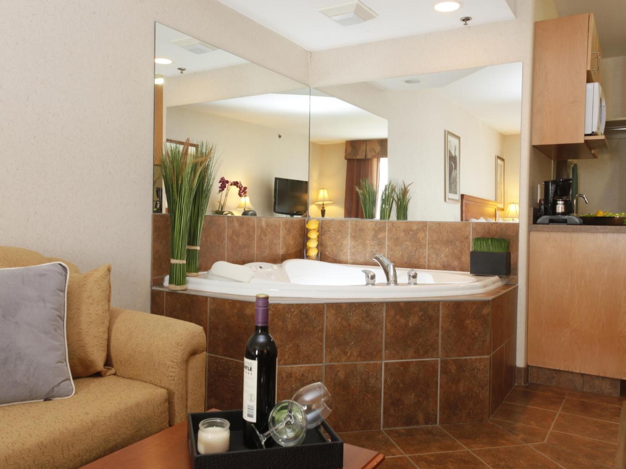 Studio Spa Bath